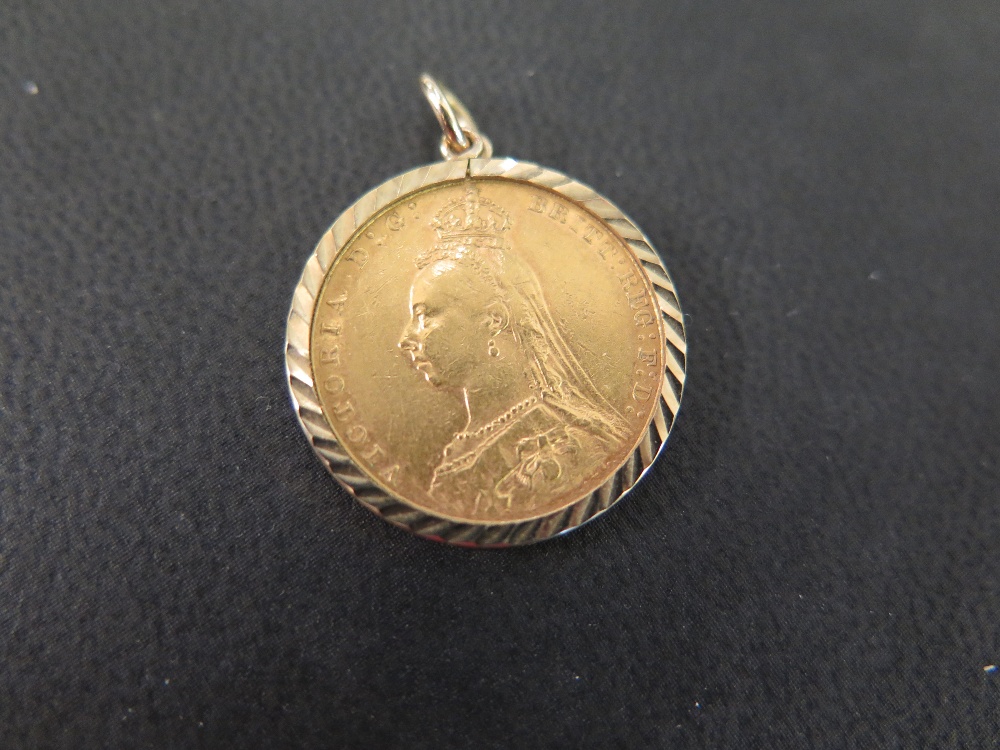 A five gold Sovereign 1892 in a 9 ct gol - Image 2 of 2