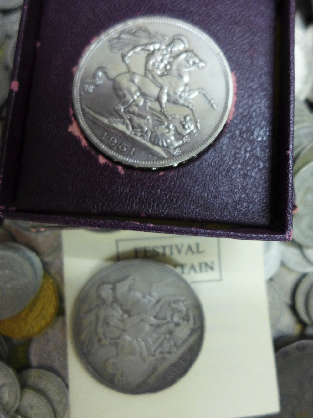 A collection of English coinage includin - Image 2 of 3