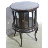 A 20th century mahogany drinks table/cab