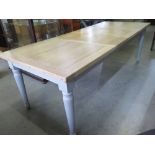 A Bramblecrest pull out dining table wit