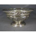 An attractive silver footed bowl with pi