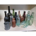 A collection of fifteen assorted vintage