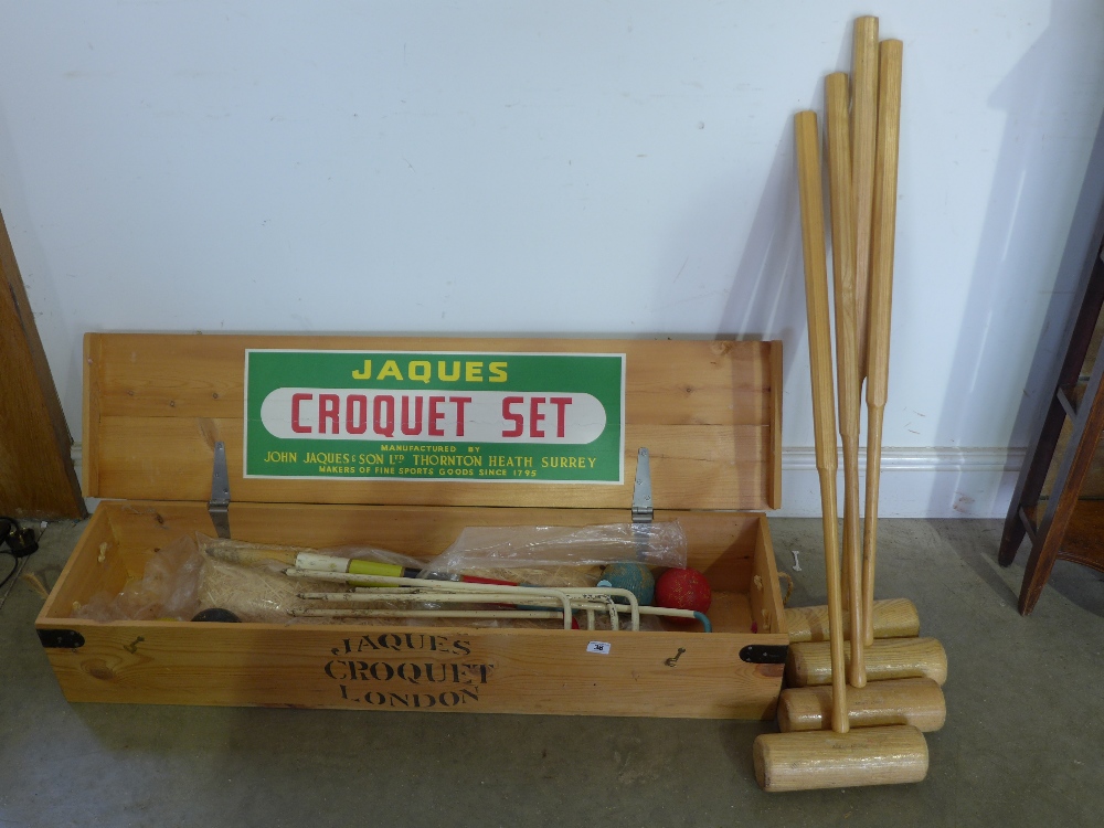 A modern Jacques four person Croquet set