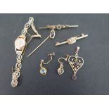 An assortment of items - To include an amethyst and seed pearl pendant - A stickpin with sapphire