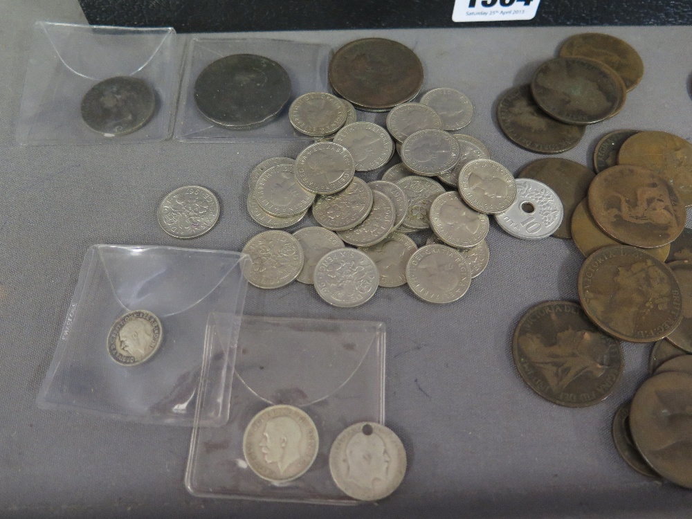 A collection of British and Foreign coinage to include a small number of silver coins, Crowns, - Image 2 of 4