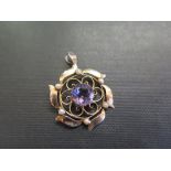 An early 20th century 9ct gold amethyst and seed pearl pendant - Length 3.5cms - Weight approx