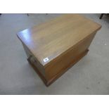 A new oak Victorian style blanket box - Height 46 cm x 73 cm x 41 cm