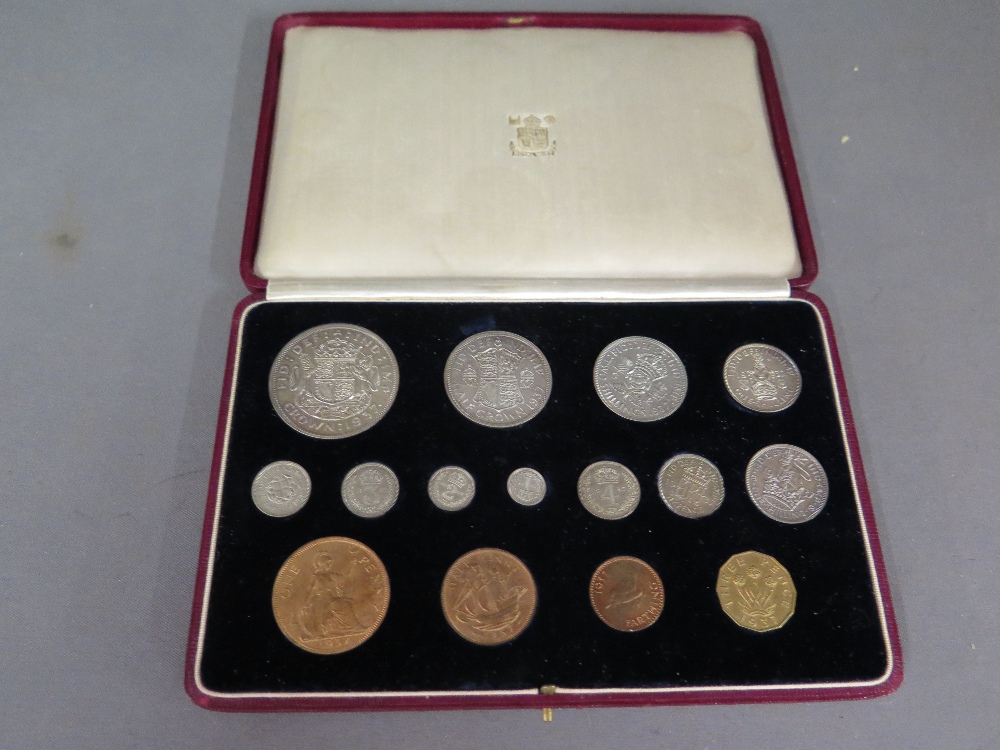 United Kingdom George VI fifteen specimen coin set - including Maundy money - in original fitted - Image 2 of 4