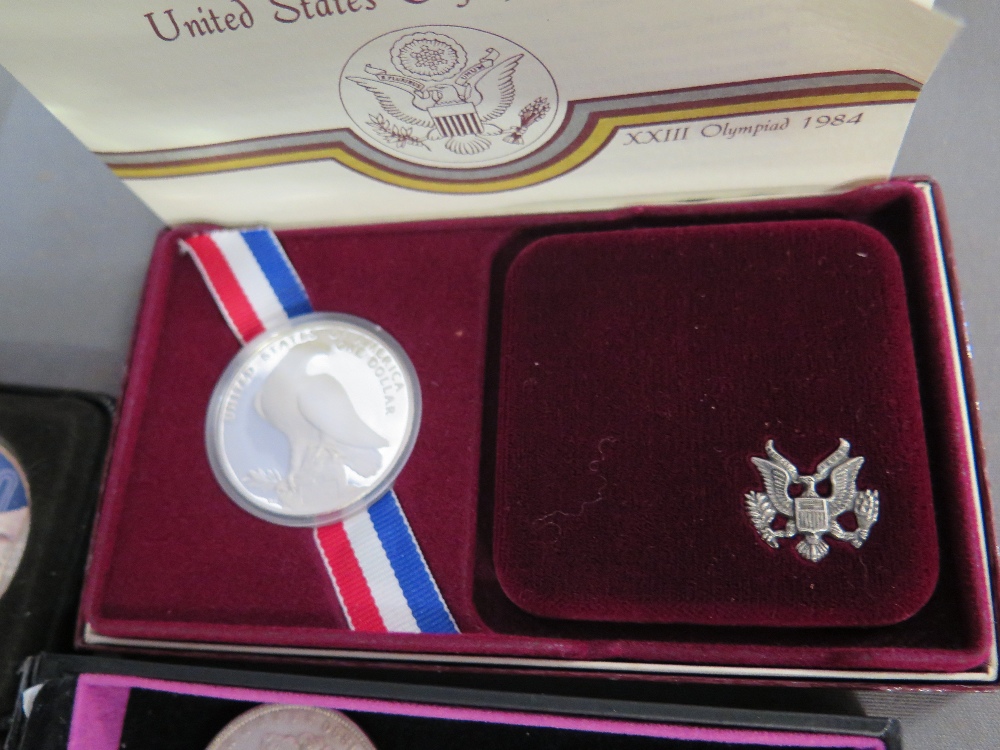 A collection of United States silver coins to include 50 State Quarter silver proof set, - Image 5 of 8