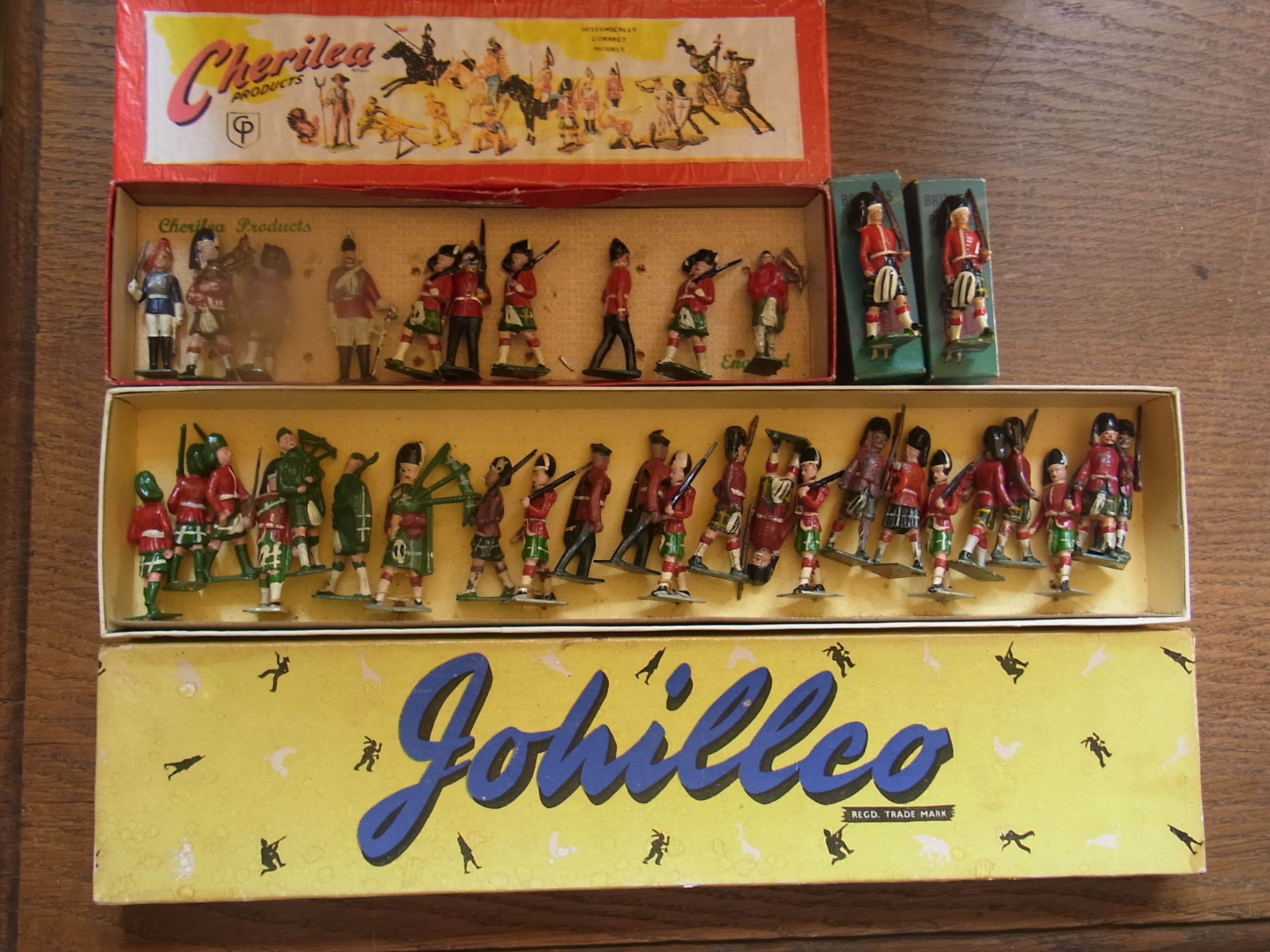 A box of Johillco Lead Soldiers twenty three Scots Soldiers, - Image 2 of 2