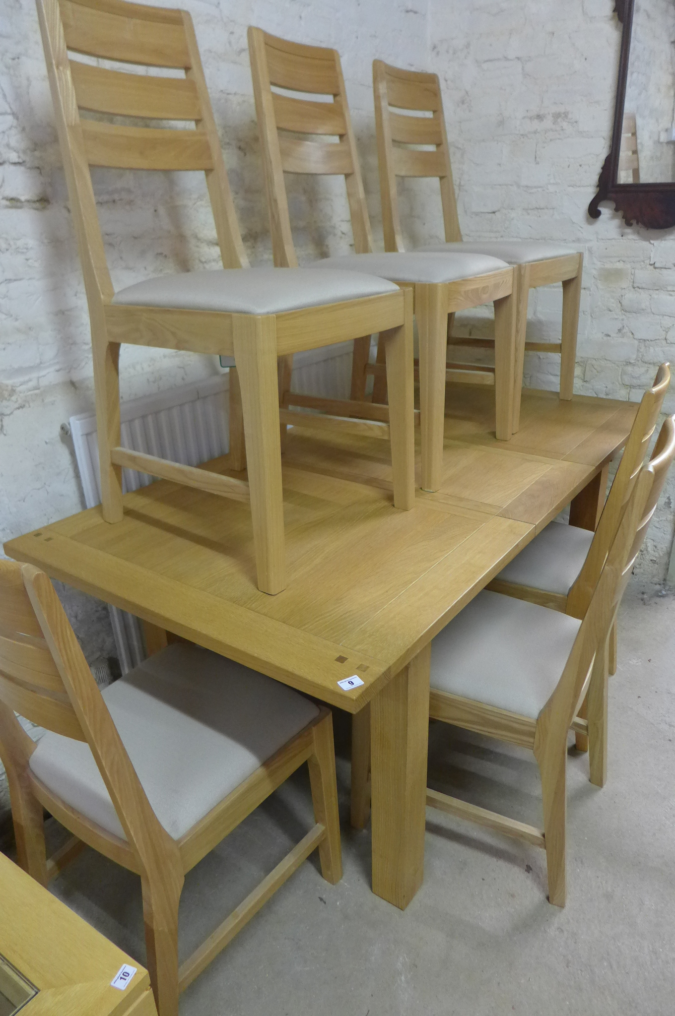A good quality oak extending dining table with six chairs 85cm x 170cm extended - as new