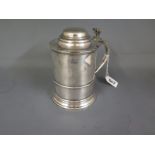 An early 19th century silver plated lidded tankard - Height 15 cm
Condition report: Good condition