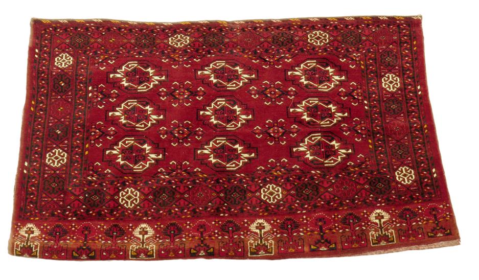 An Ersari Kizayalak chuval, complete with an unusual flat weave back, early 20th century, 97 x