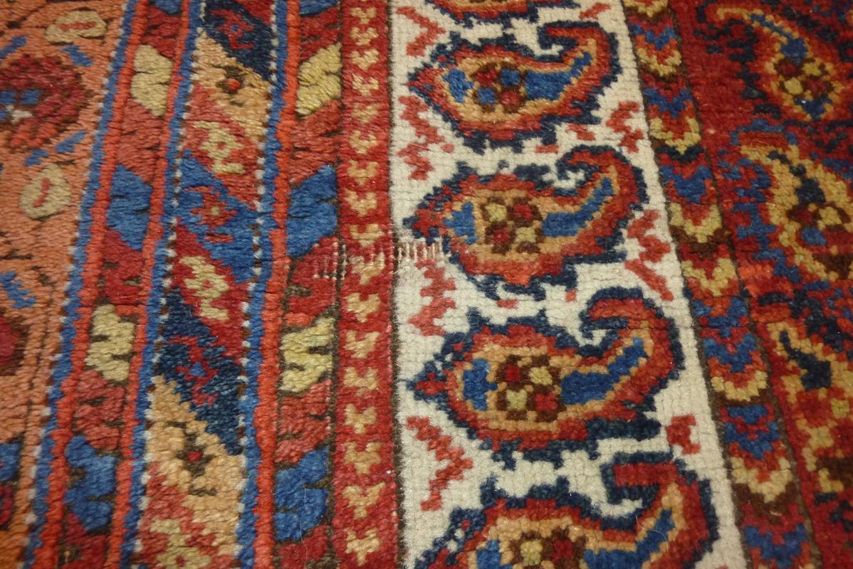 An Afshar rug, with kelim ends, Fars, south west Persia, late 19th century, 206 x 136cm. - Image 5 of 5
