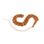 An amber bead necklace, 48cm. 33g.