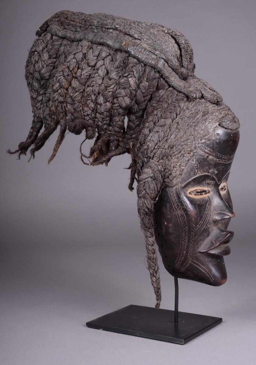 A Dan mask, Ivory Coast, with pronounced lips and scarifications,  slit eyes with kaolin, with an - Image 2 of 4