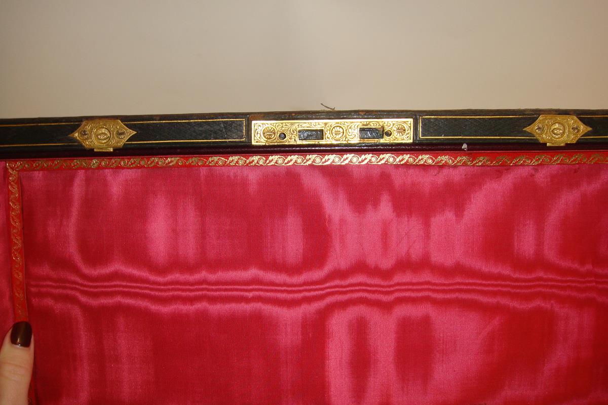 A mid Victorian green leather writing and document box by Asprey, with gilt line decoration, the lid - Image 6 of 17