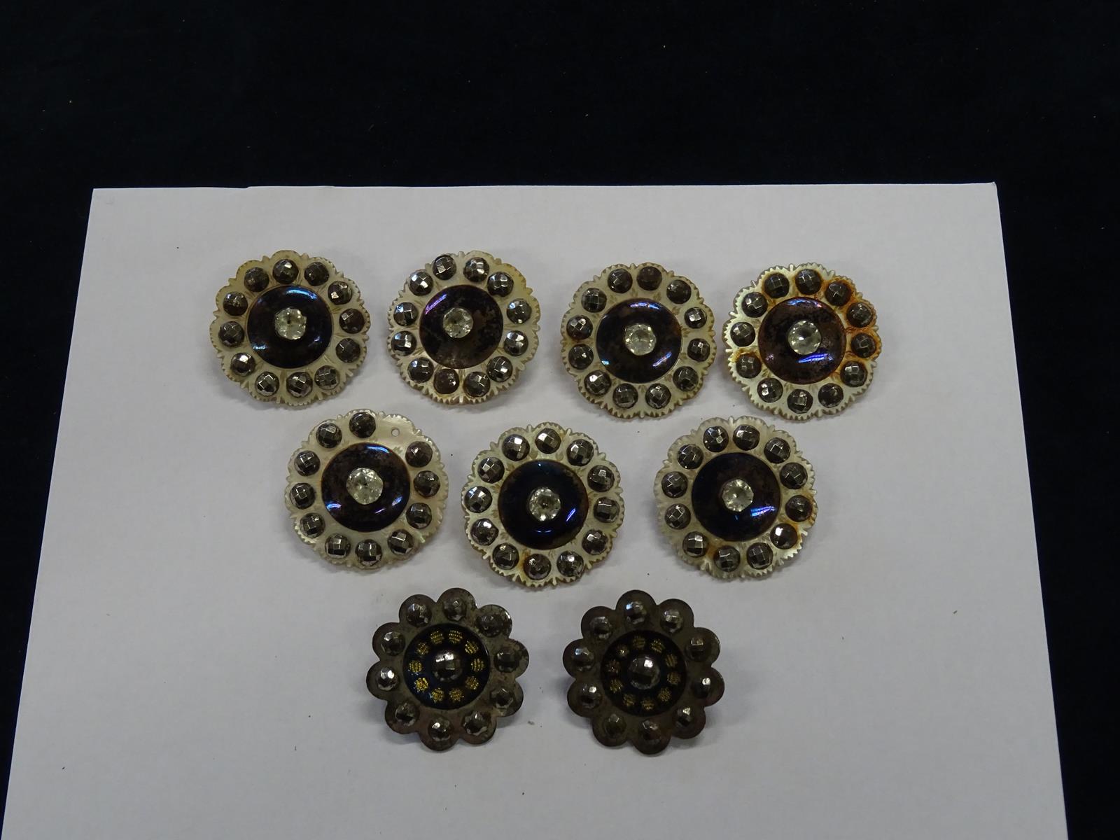 A matched set of six Louis XVI mother of pearl and cut steel buttons, each with a blue verre - Image 2 of 5