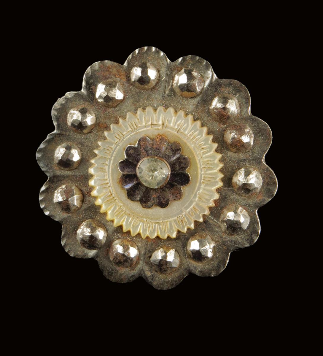 A set of five Louis XVI cut steel and mother of pearl buttons, in the form of a flowerhead, 4cm