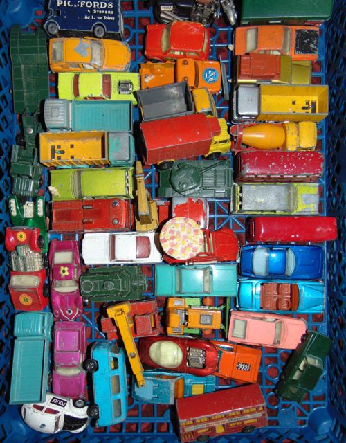 A large quantity of small vintage die cast model vehicles principally to include examples by - Image 6 of 6