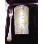 A cased Victorian silver Christening set, Walter & John Barnard, London, 1877, comprising: a cup and