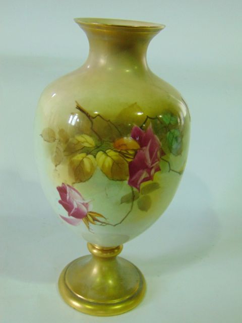 A Grainger Royal Worcester blush ivory vase of urn shaped form with painted pink rose decoration - Image 3 of 3