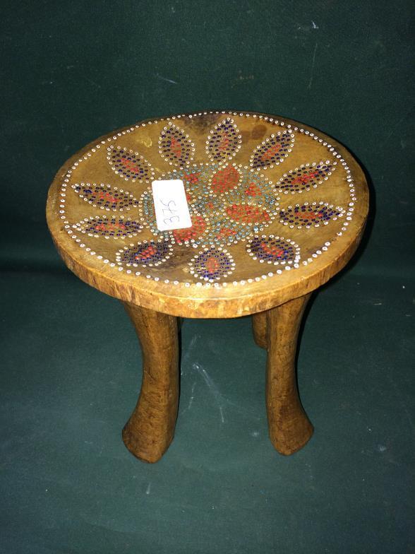 Kenyan Beaded Stool To bid live please visit www.yeovilauctionrooms.com - Image 2 of 2