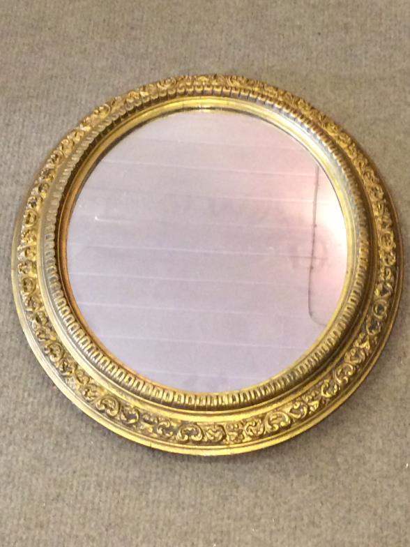 Vintage Oval Giltwood Mirror To bid live please visit www.yeovilauctionrooms.com