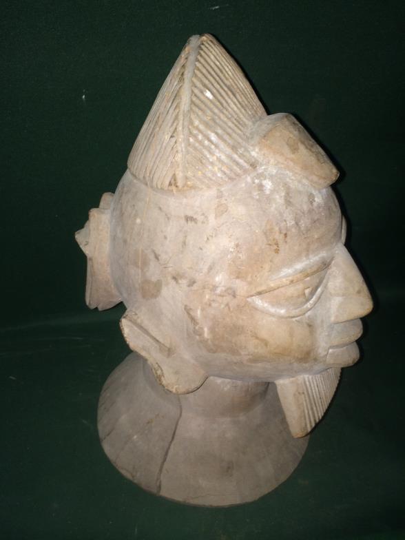 A Nigerian Head To bid live please visit www.yeovilauctionrooms.com - Image 3 of 3