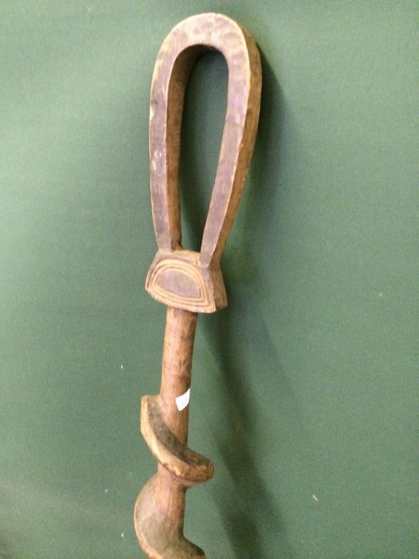 BEMBE Wooden Walking Stick To bid live please visit www.yeovilauctionrooms.com - Image 2 of 3