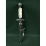 Reproduction German Luftwaffe Dagger To bid live please visit www.yeovilauctionrooms.com