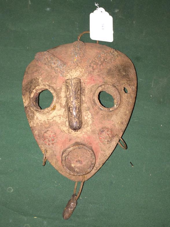 PYGMY Tribal Mask To bid live please visit www.yeovilauctionrooms.com