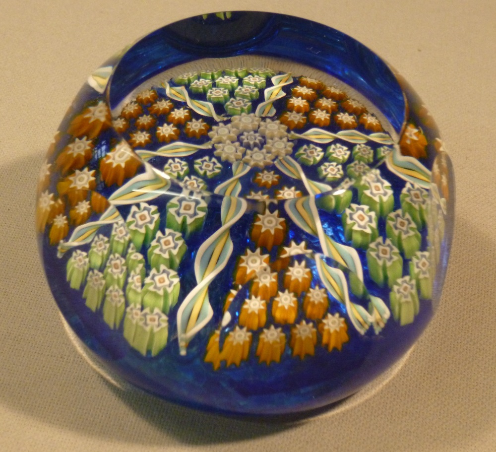 SIX GLASS PAPERWEIGHTS INCLUDING A CLICHY STYLE SWIRL WEIGHT, A WHITEFRIARS WEIGHT WITH PRINTY'S AND - Image 14 of 15