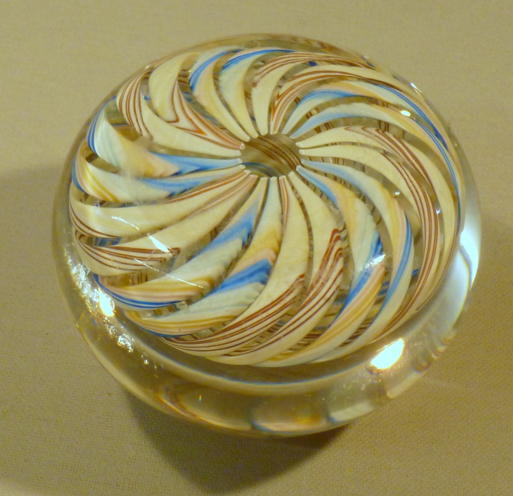 SIX GLASS PAPERWEIGHTS INCLUDING A CLICHY STYLE SWIRL WEIGHT, A WHITEFRIARS WEIGHT WITH PRINTY'S AND - Image 10 of 15