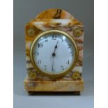 FRENCH MARBLE MANTEL CLOCK (H: 18 cm)