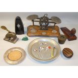 MIXED LOT INCLUDING SMALL SCALES MOUNTED ON AN OAK CASE, A WITTNER METRONOME, A SET OF FIVE