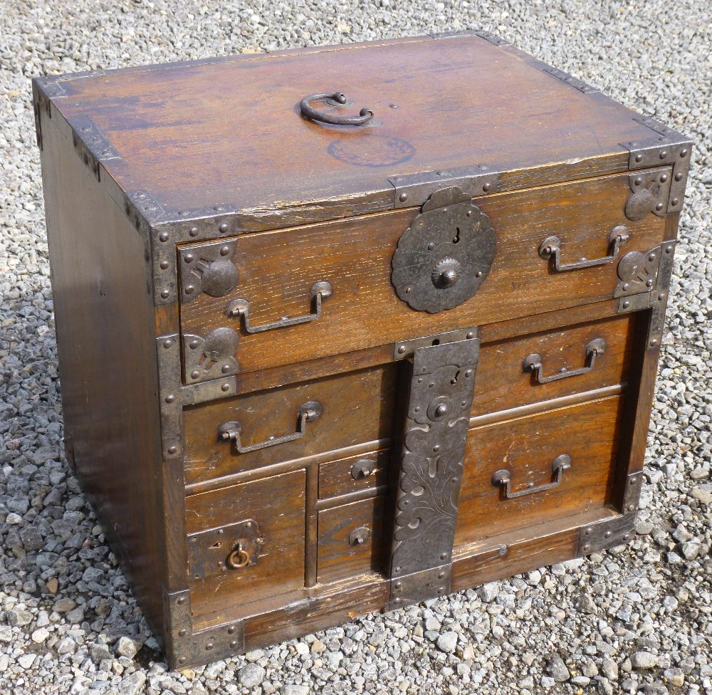 SMALL JAPANESE CHEST OF DRAWERS