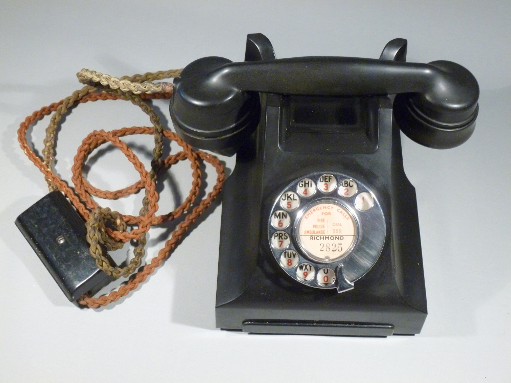 BLACK BAKELITE TELEPHONE, 164.46/1