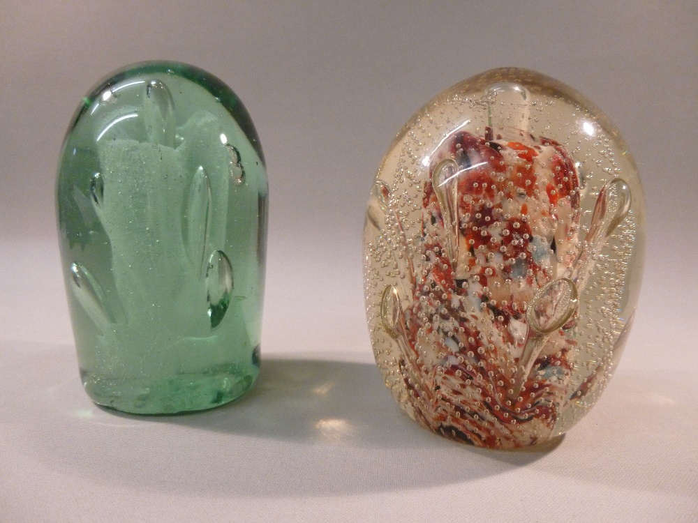 THREE VICTORIAN GREEN GLASS DUMPS OF OVOID FORM WITH BUBBLES/INCLUSIONS (TALLEST 14 cm), A VICTORIAN - Image 4 of 4