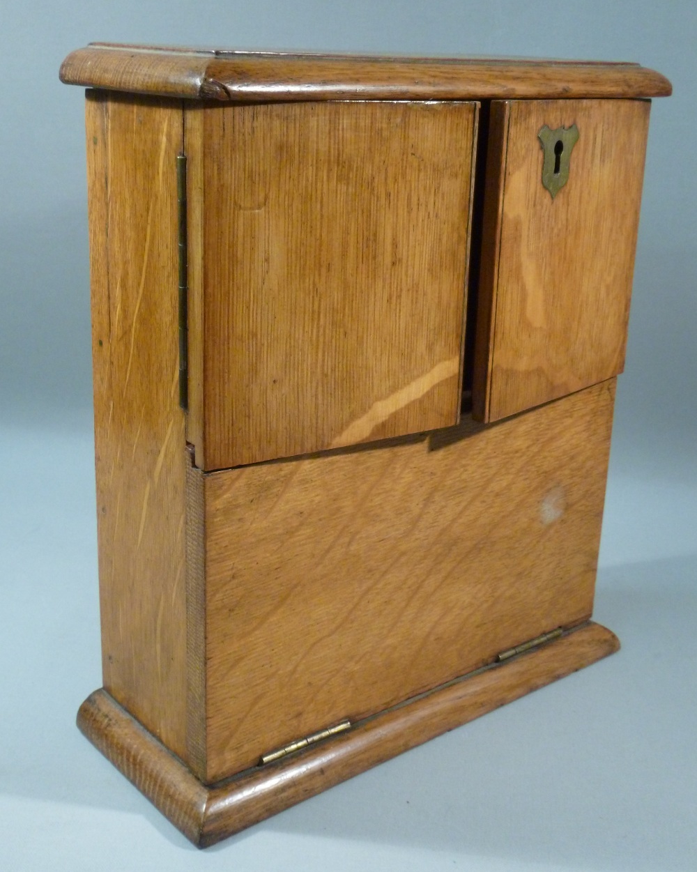 LATE C19th VICTORIAN/EDWARDIAN OAK KEY CABINET WITH TWO DOORS AND DROP FRONT (25 cm x 21.5 cm x 8.