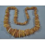 AMBER NECKLACE WITH CASE (L: 45 cm)