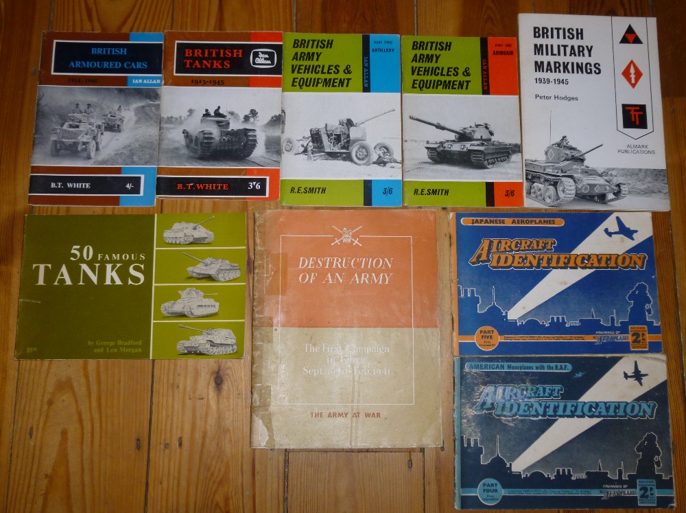 GOOD QUANTITY OF MILITARY, NAVAL AND AVIATION EPHEMERA INCLUDING MANUAL OF MODERN AUTOMATIC GUNS, - Bild 8 aus 12