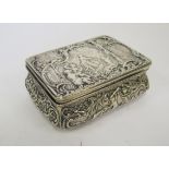 A VICTORIAN SILVER BOX, IMPORT MARKS, THOMAS GLASER, LONDON, 1893 the rectangular body with hinged