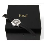 A GENTLEMAN'S 18CT WHITE GOLD WRISTWATCH, PIAGET EMPERADOR reference no. G0A34021, automatic, the