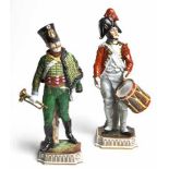 TWO NAPLES FRENCH MILITARY FIGURINES, LATE 19TH CENTURY each in full military attire, standing