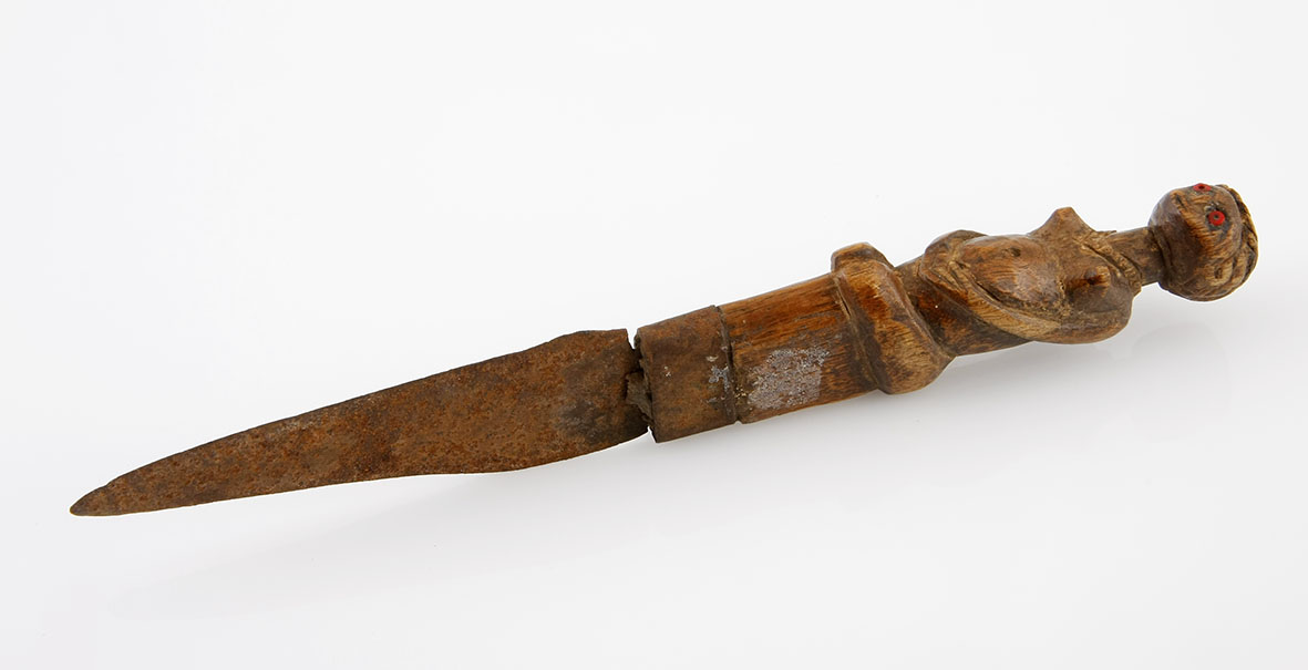 AN MBALA KNIFE, DEMOCRATIC REPUBLIC OF CONGO the handle carved in the form of a kneeling female