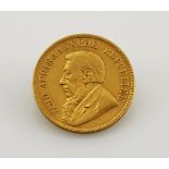 Zuid Afrikaansche Republiek EEN POND (GOLD) Pretoria: 1896. Condition of coin: near VF.