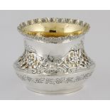 AN EDWARDIAN SILVER ROSE BOWL, S. GLASS, BIRMINGHAM, 1903 the circular baluster body chased and