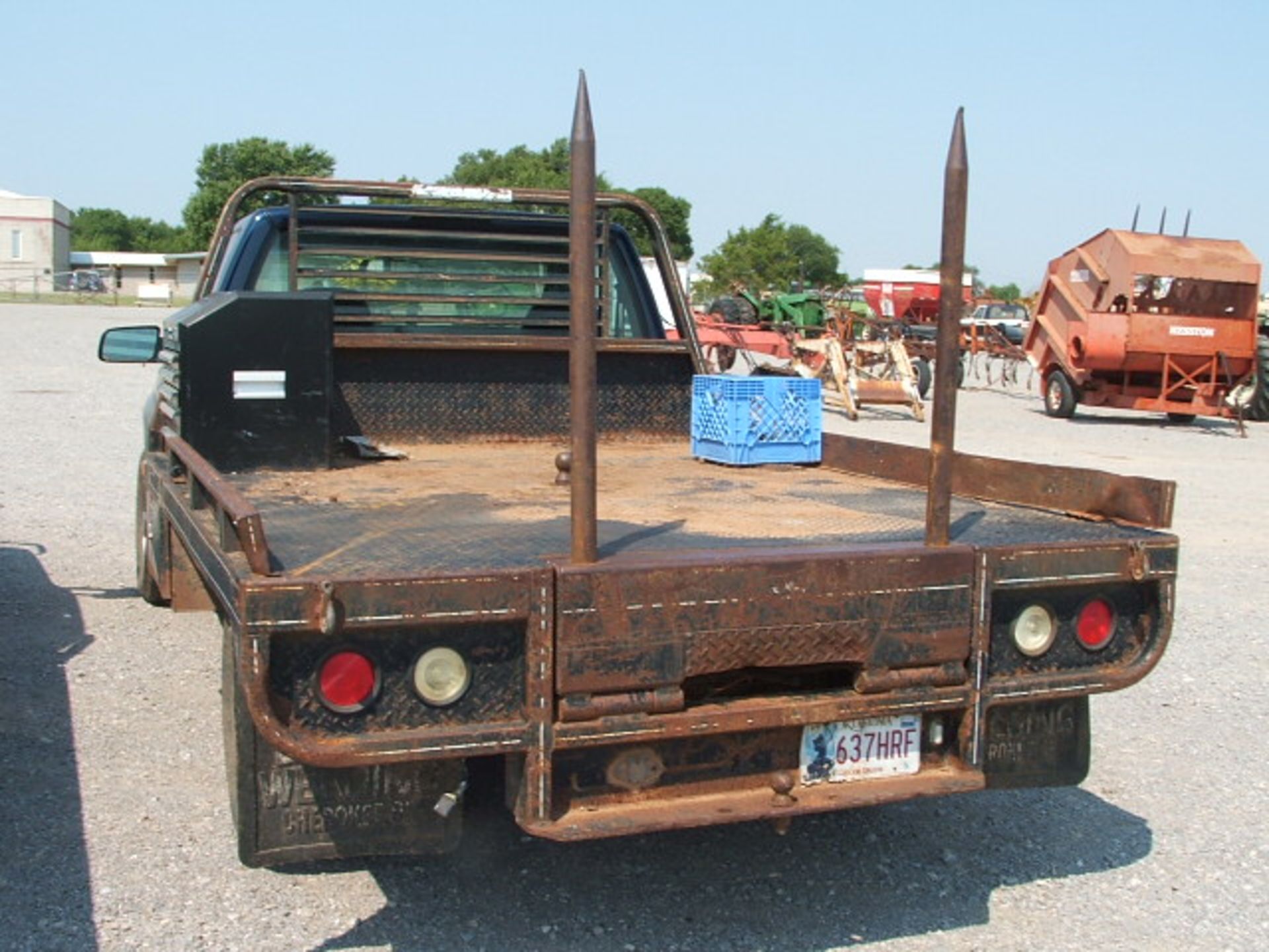 Lot 452 1998 Chevy 3500, 5 Speed, 4WD, W/Butler Bale Bed - Image 5 of 6