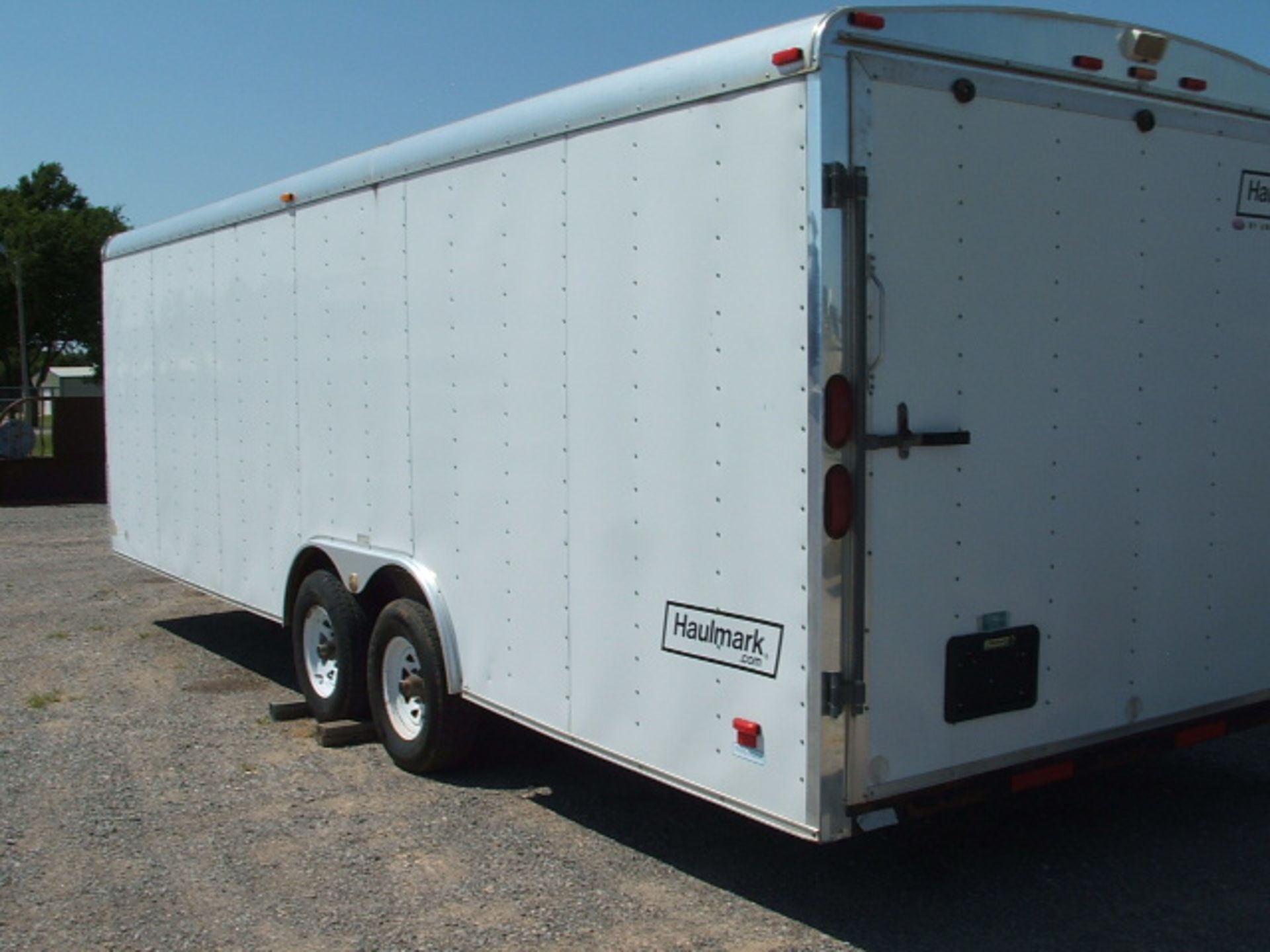 Lot 837 Haulmark 24x8 Tandem Axle Enclosed Trailer - Nice - Image 4 of 7